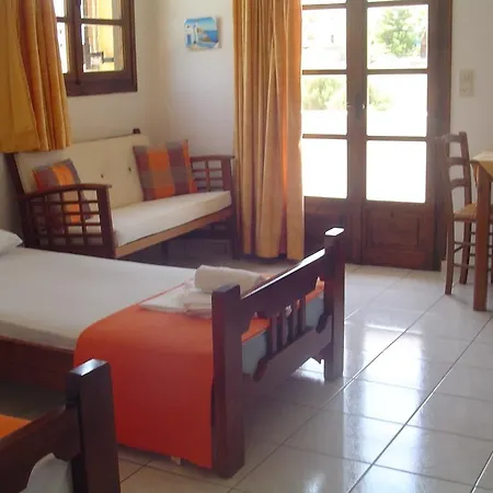 Apartamento Kiveli Mílatos Habitación foto