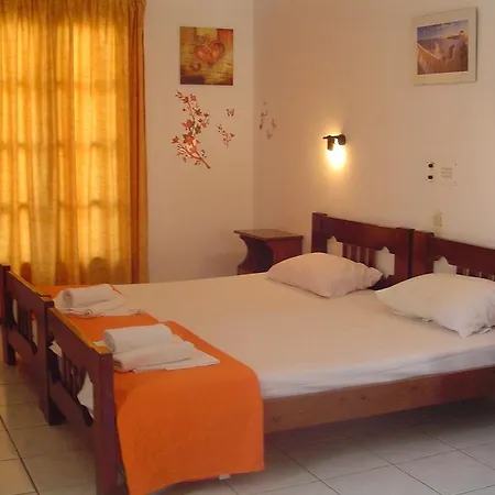 Apartamento Kiveli Mílatos Habitación foto