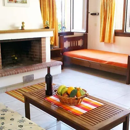 Apartamento Kiveli Mílatos Habitación foto